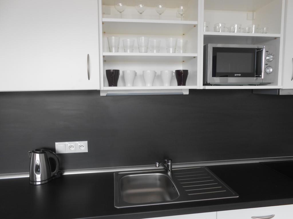 Apartments 4U Center + Free Parking Olomouc Ngoại thất bức ảnh