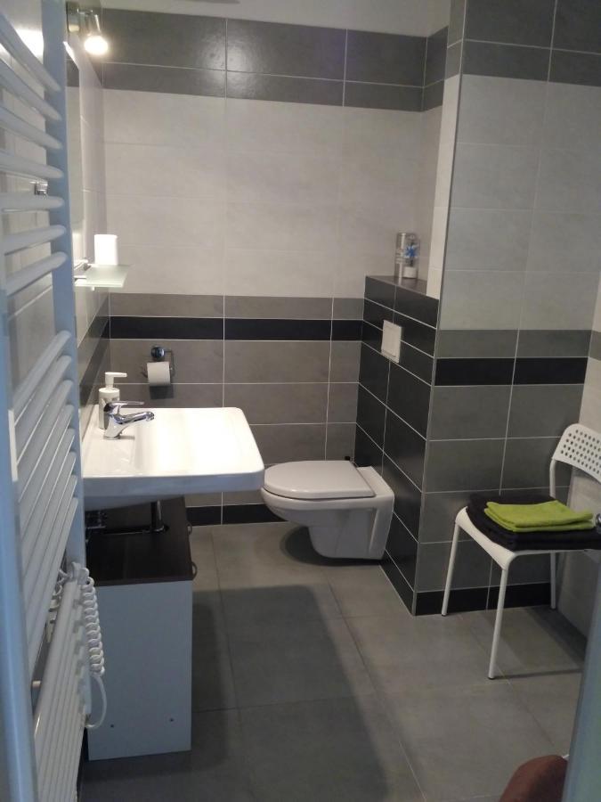Apartments 4U Center + Free Parking Olomouc Ngoại thất bức ảnh